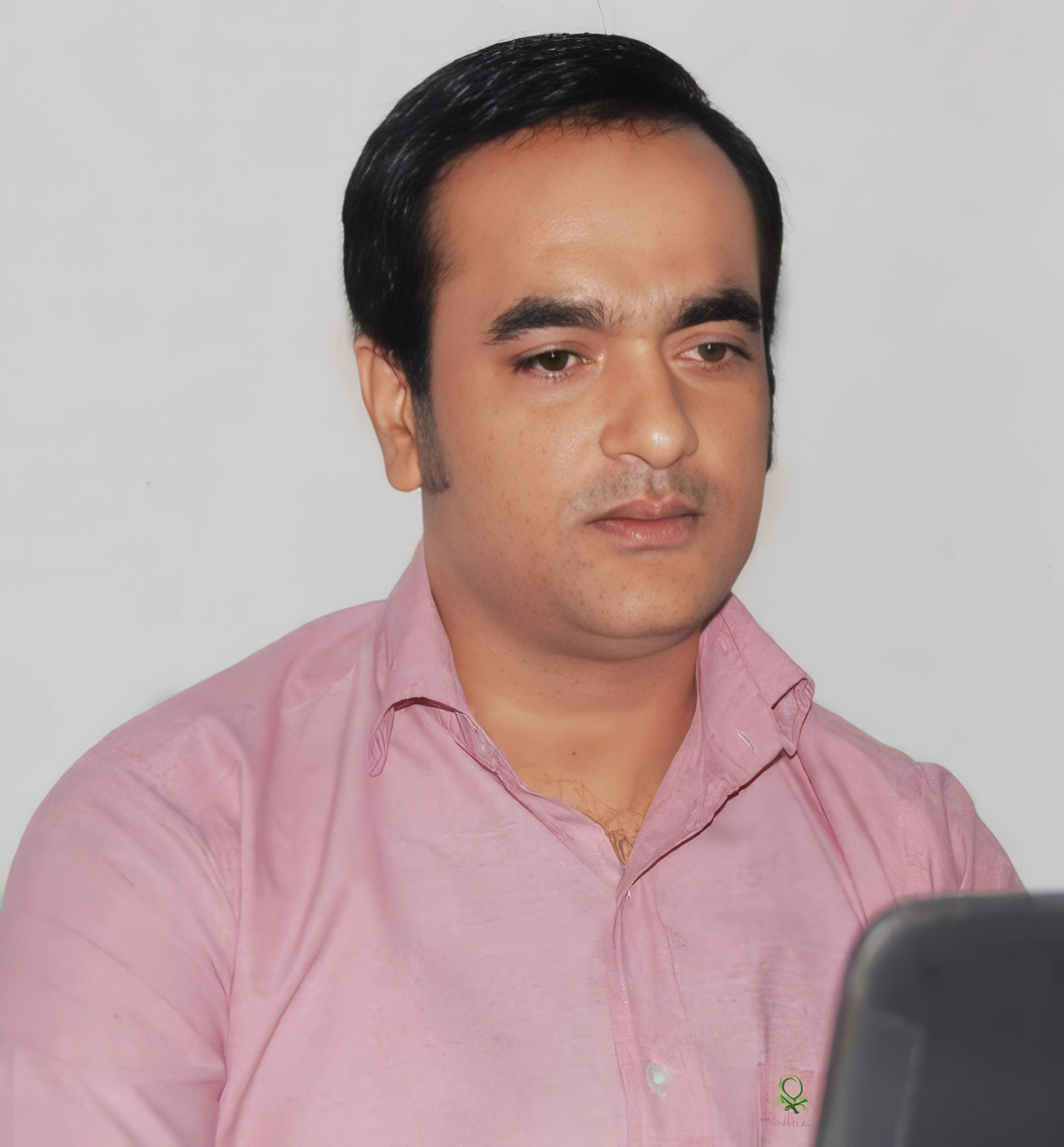 Dr. Shoeb Khan